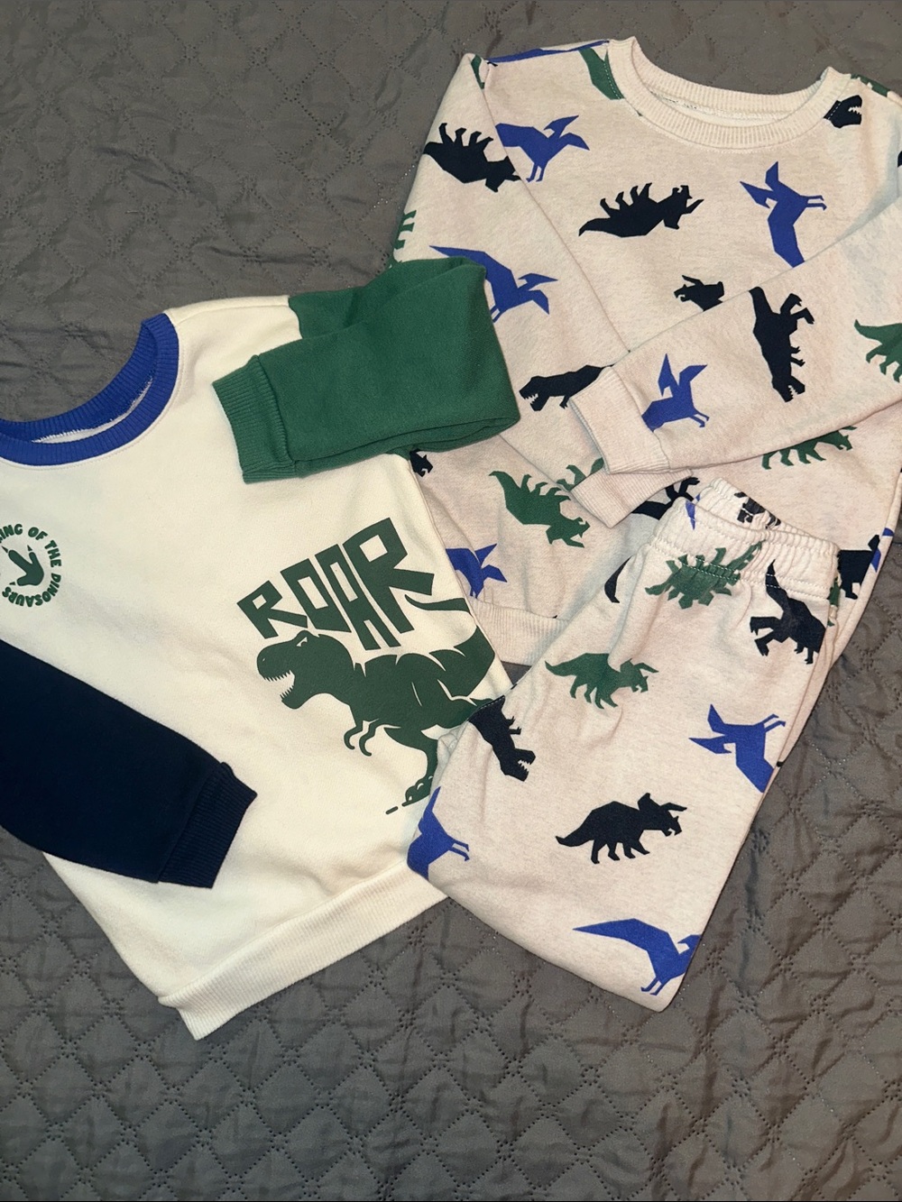 Toddlers Dino Graphic Sweat Set - Green, Blue & Cream